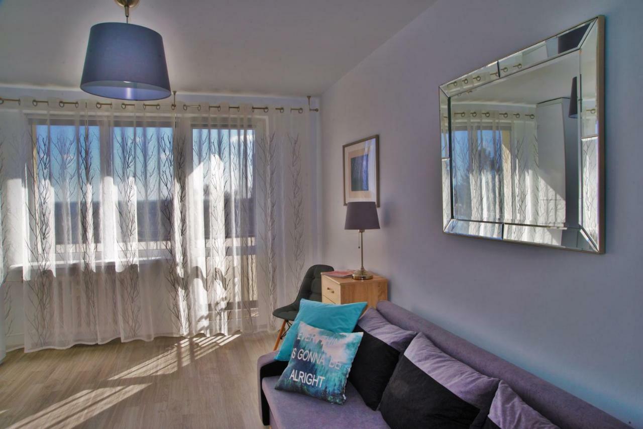 Cozy Base Apartment กดัญสก์ ภายนอก รูปภาพ